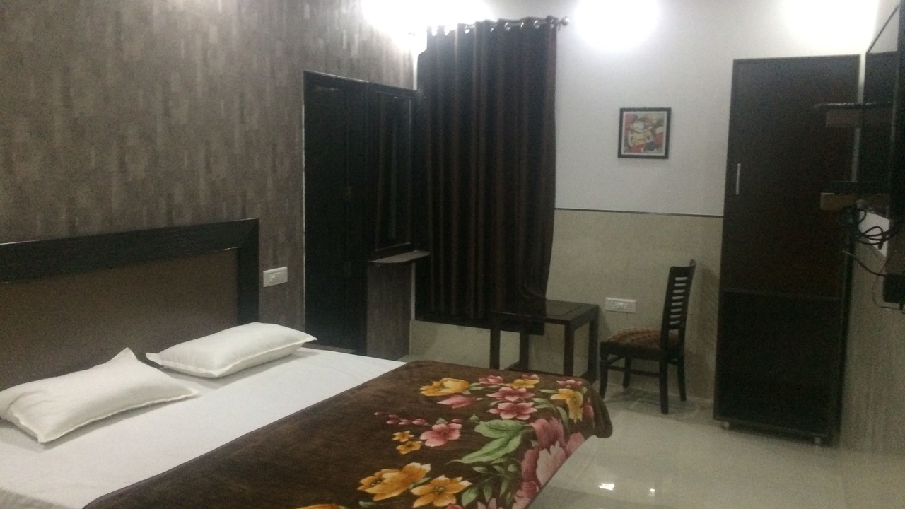 Photo of Bedroom in Saharanpur
