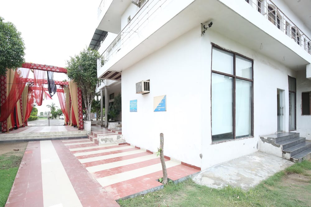 Photo of Patio Balcony in Amritsar