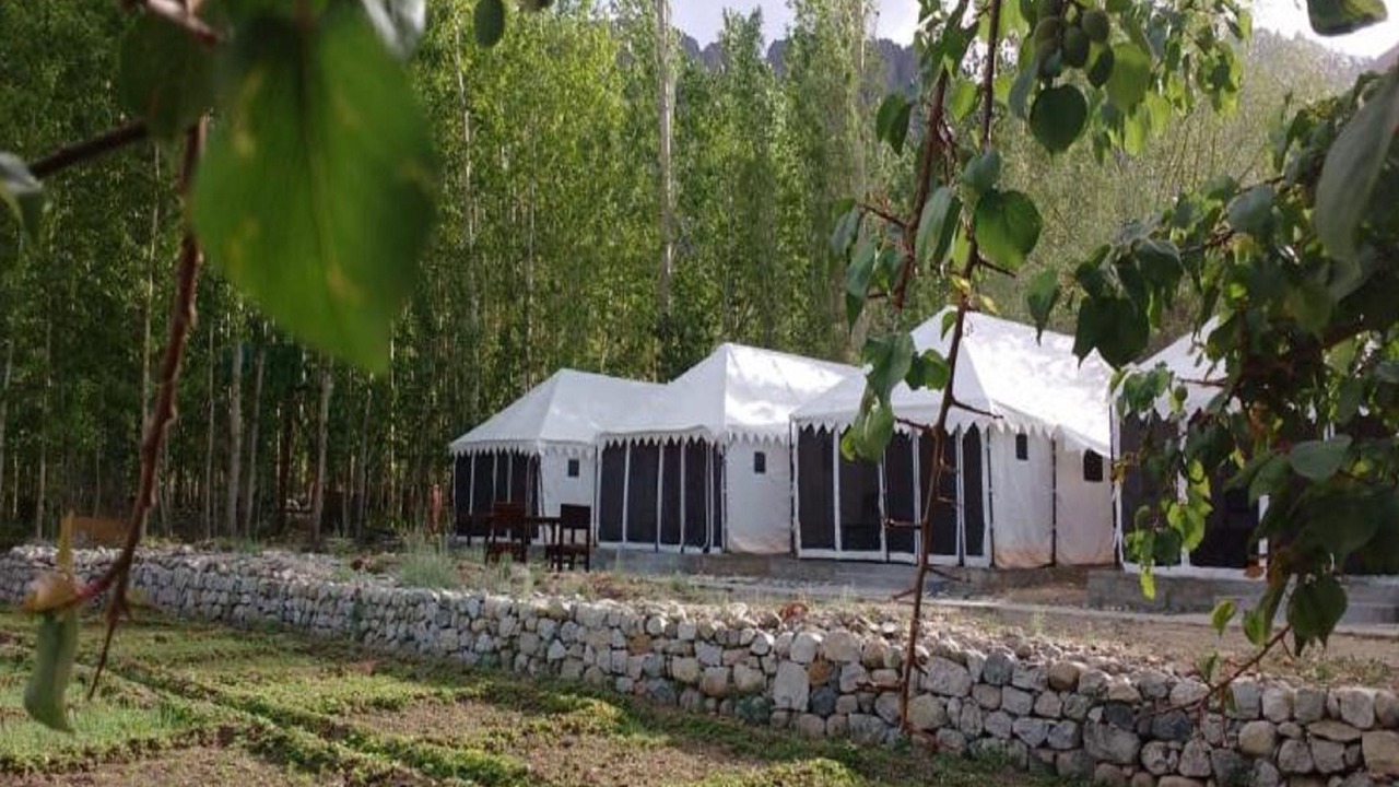 Photo of Outdoor in Hunder