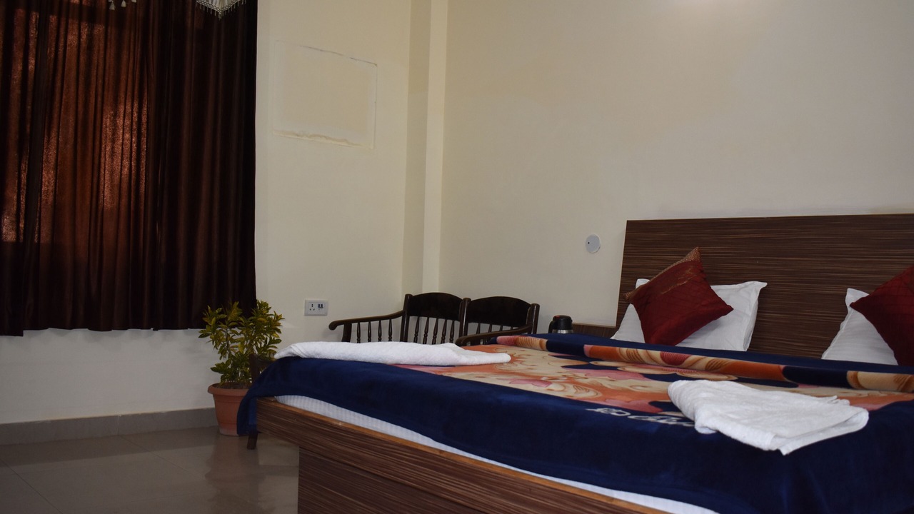 Photo of Bedroom in Katra