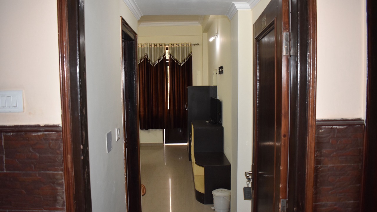 Photo of Bedroom in Katra
