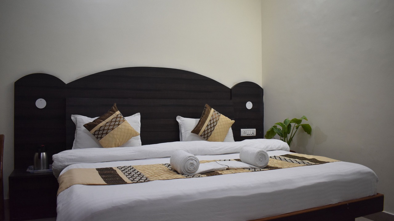 Photo of Bedroom in Katra