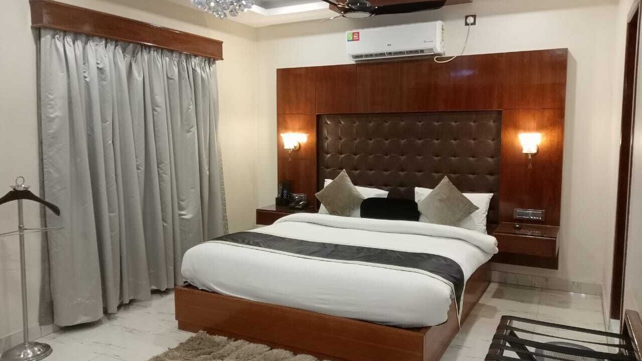 Photo of Bedroom in Deoghar