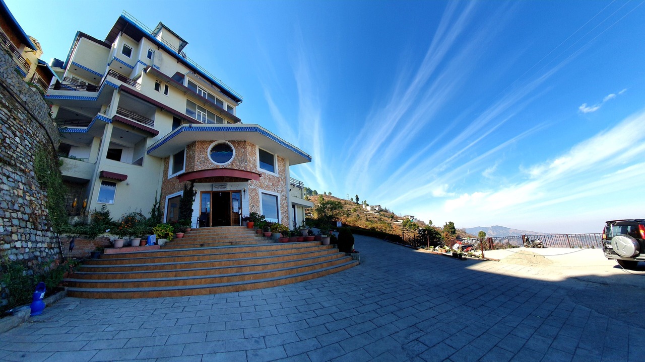 Photo of Buildings in Satbunga