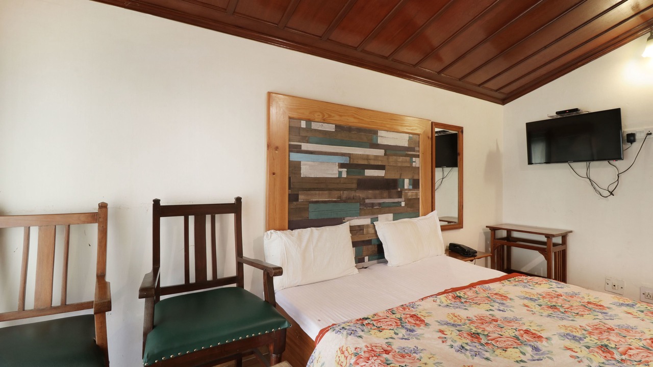 Photo of Bedroom in The Mall Road