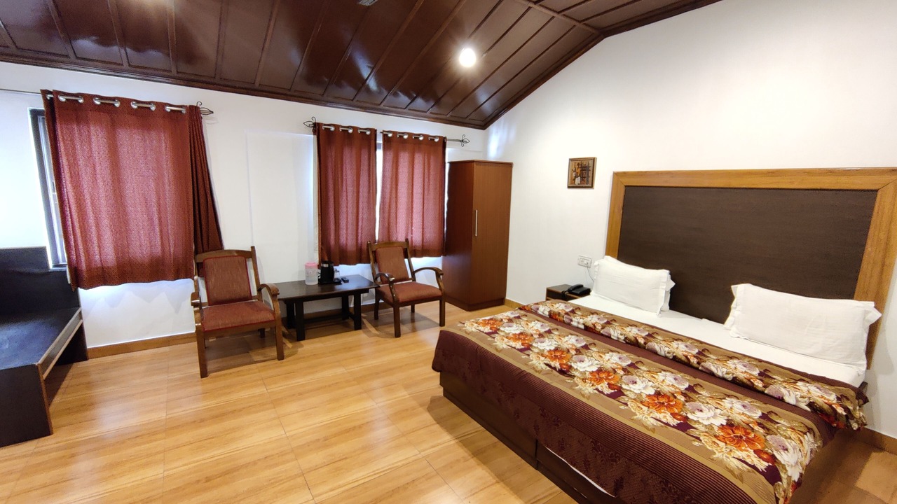 Photo of Bedroom in The Mall Road