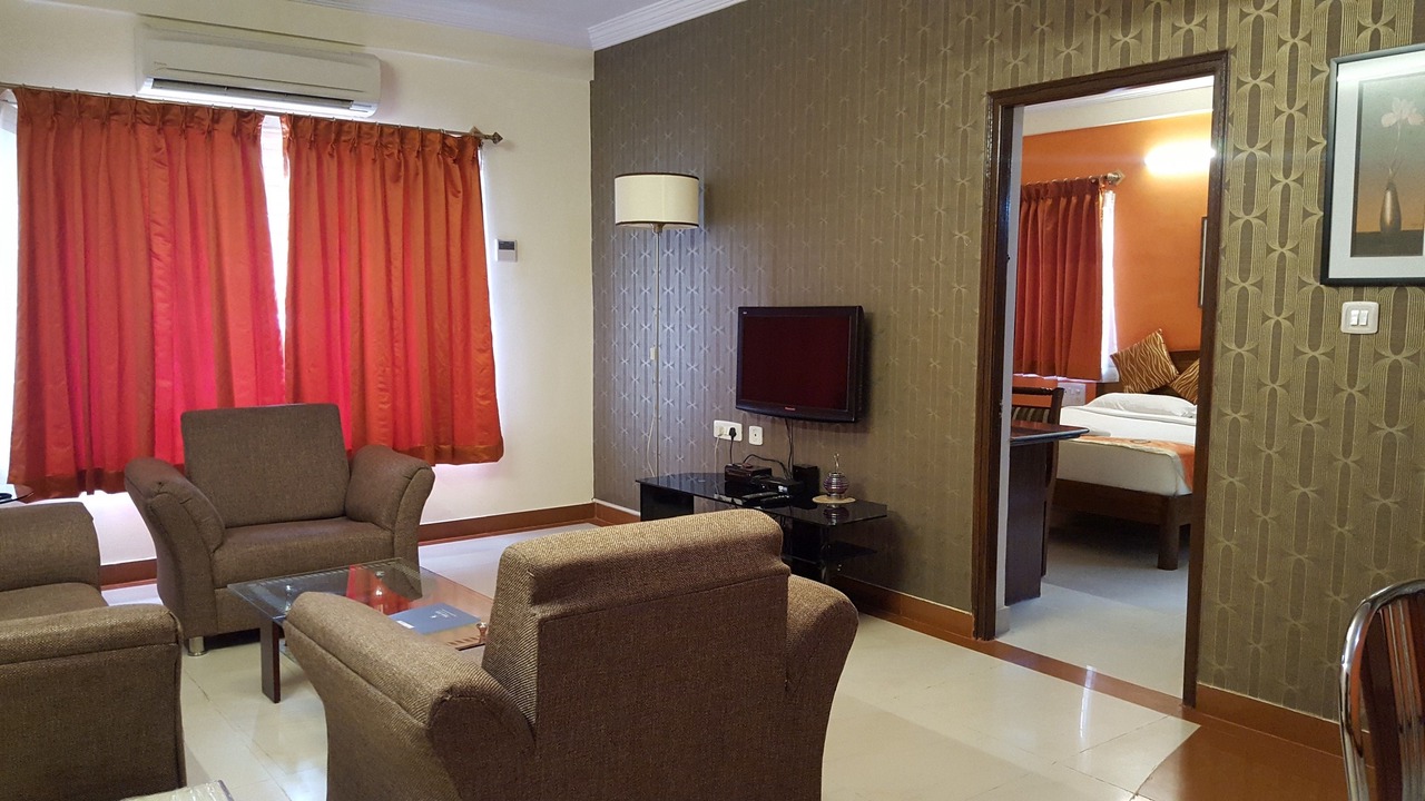 Photo of Bedroom in HBR Layout