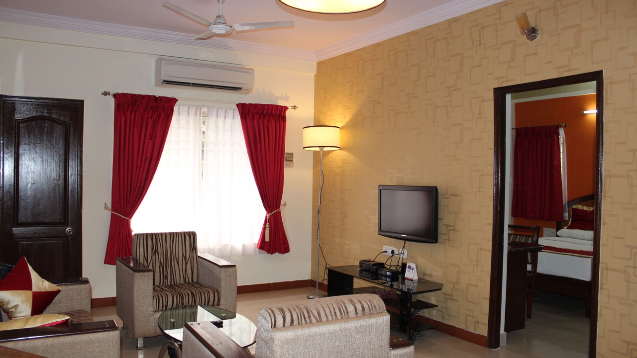 Photo of Bedroom in HBR Layout