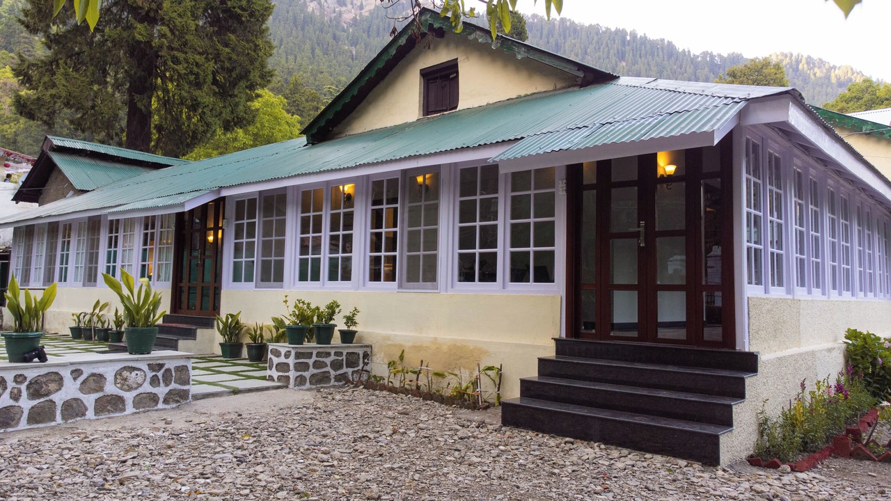 Photo of Bedroom in Nainital