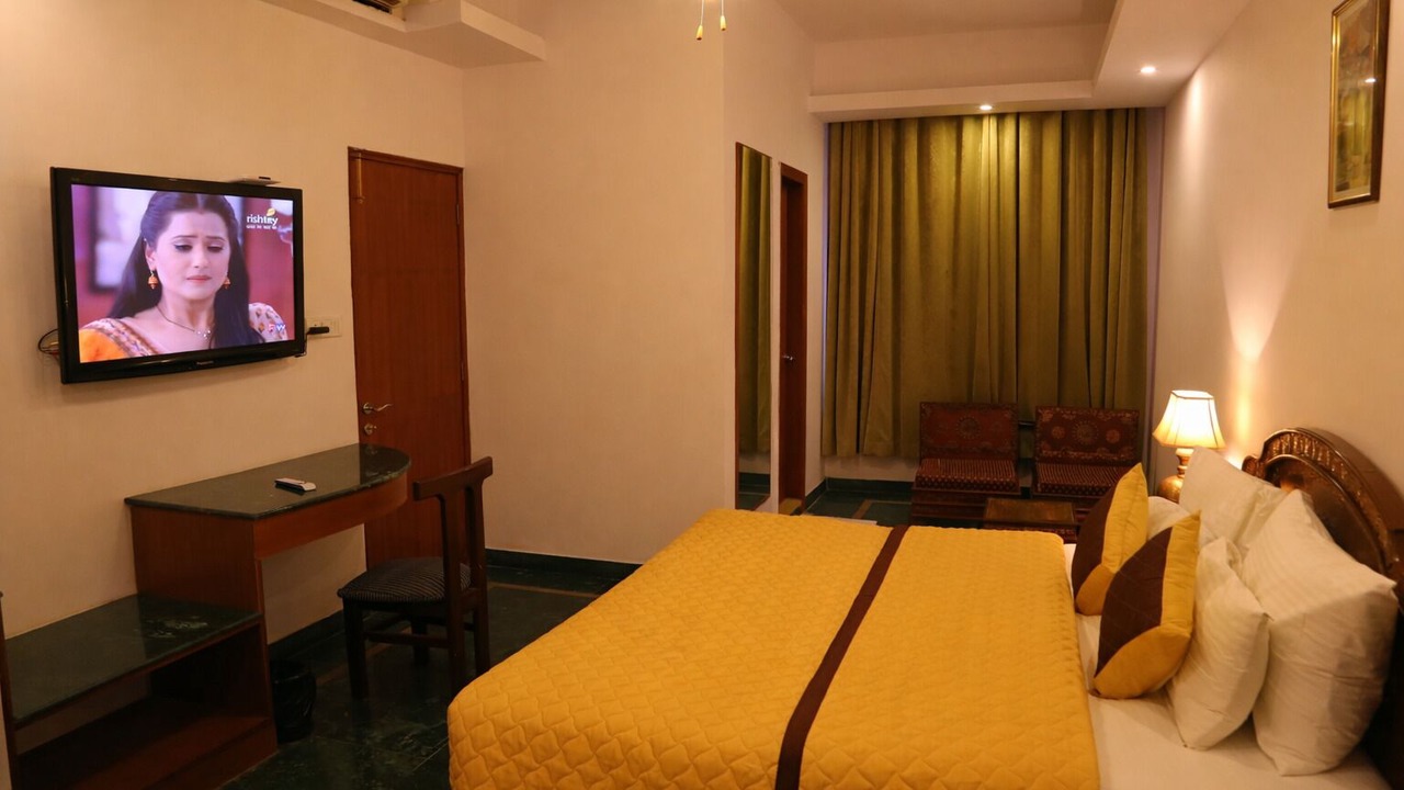 Photo of Bedroom in Chhata