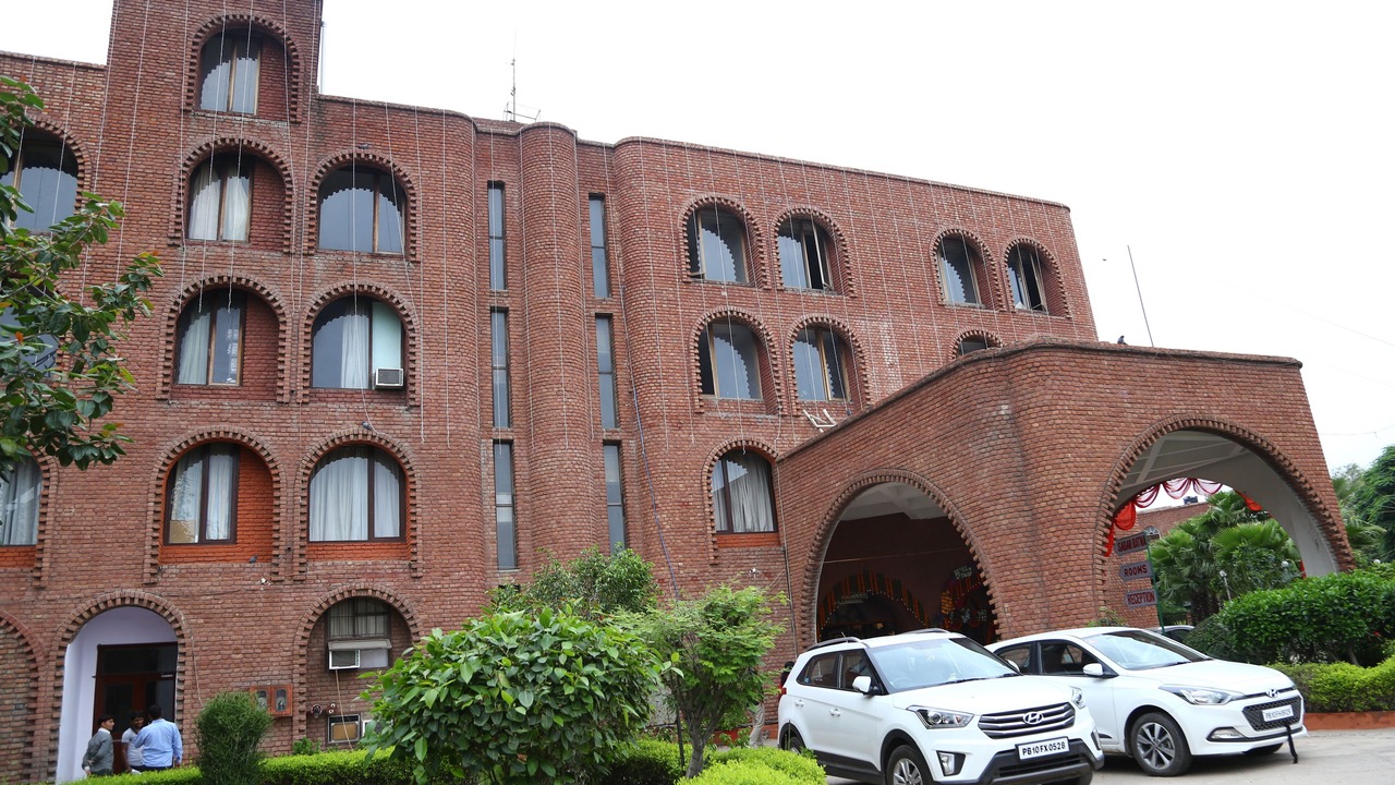 Photo of Outdoor in Chhata