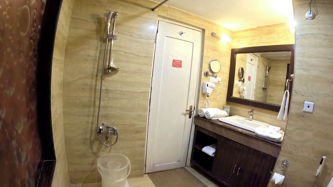 Photo of Bathroom in Mundaghat