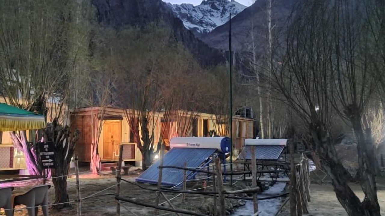 Photo of Outdoor in Hunder