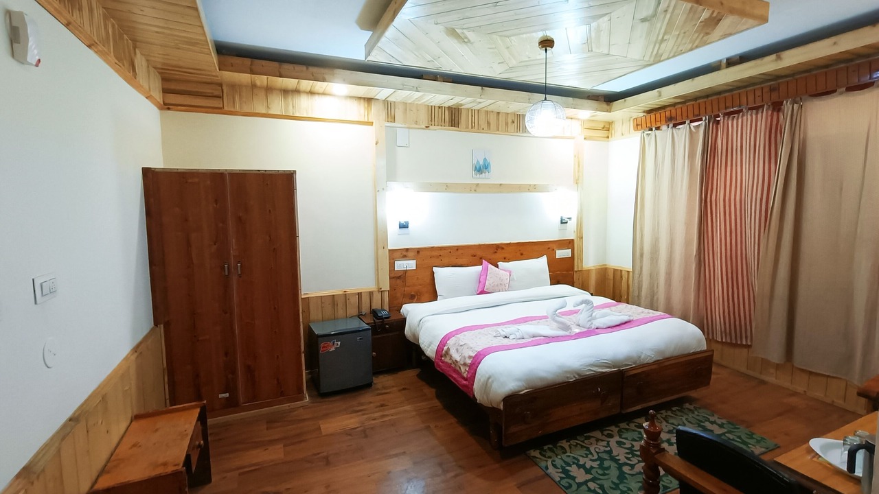 Photo of Bedroom in New Manali