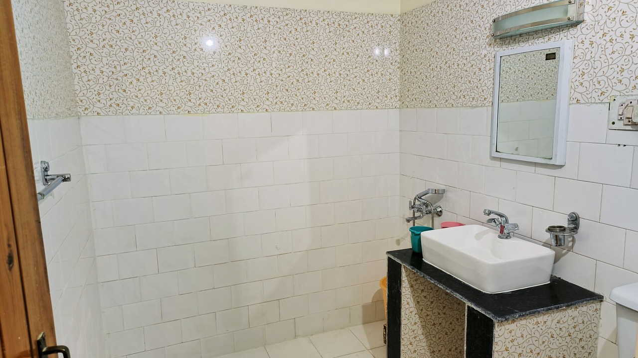 Photo of Bathroom in New Manali