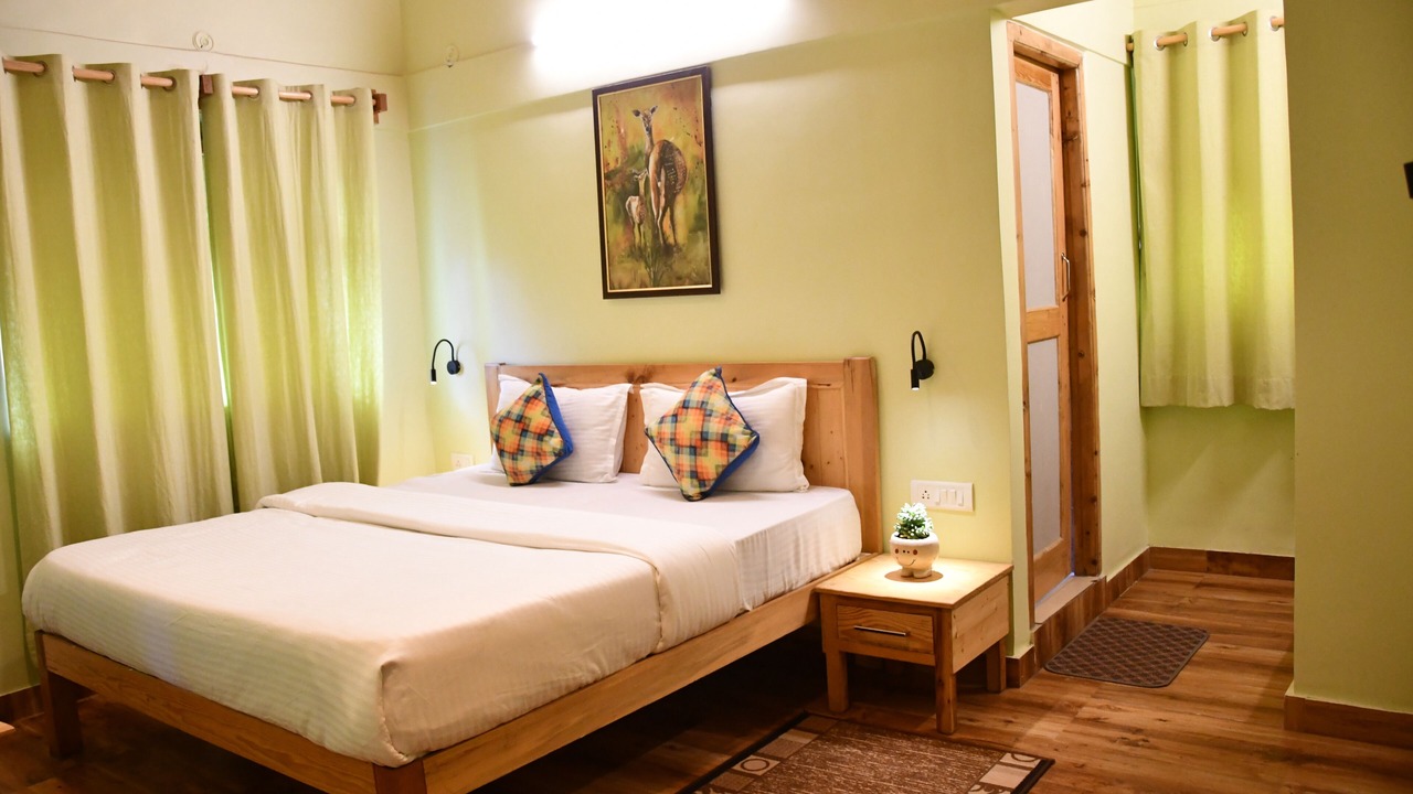 Photo of Bedroom in Mukteshwar