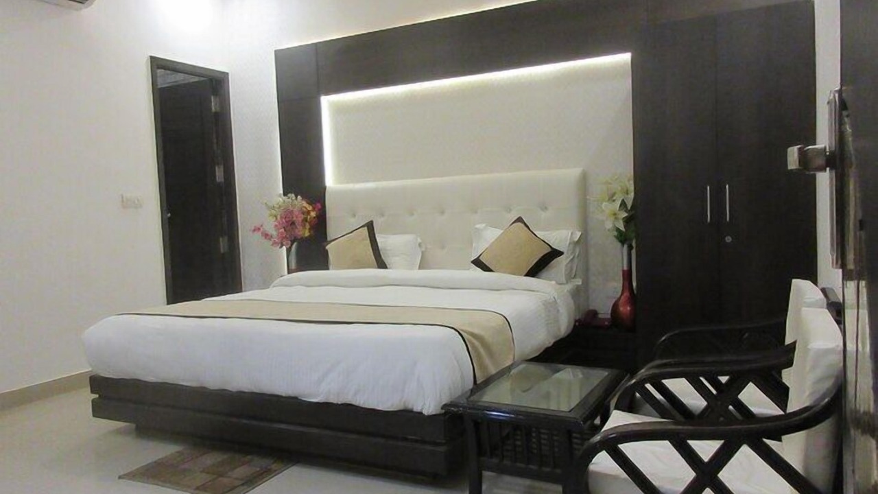 Photo of Bedroom in Agra