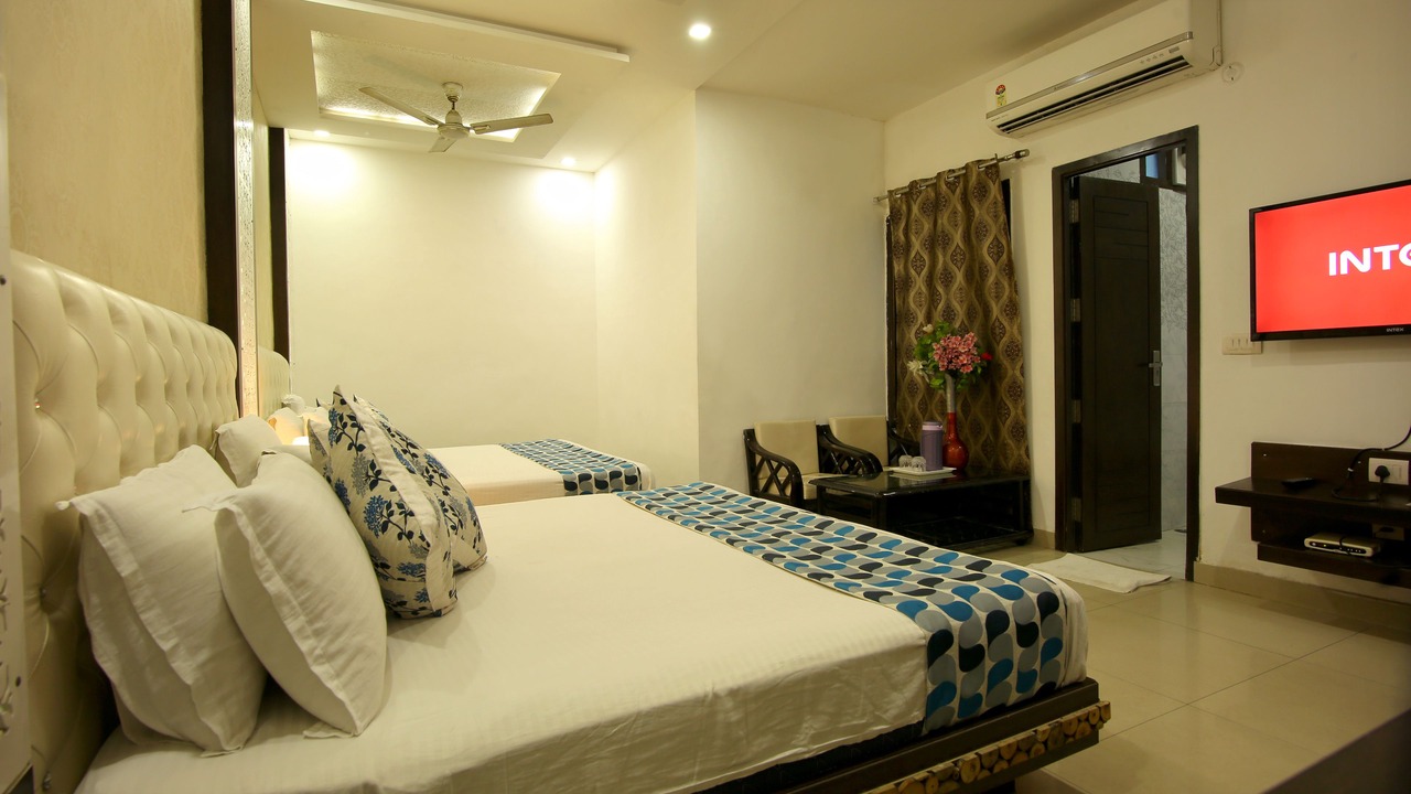 Photo of Bedroom in Agra