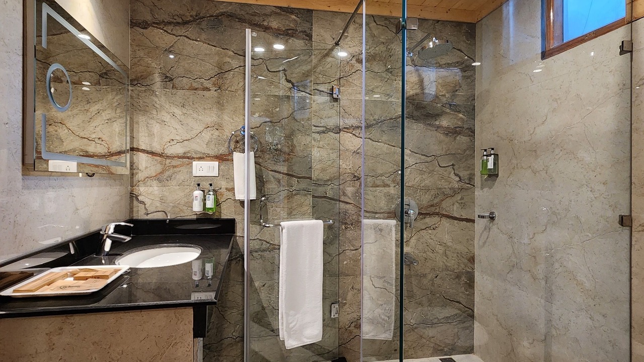 Photo of Bathroom in Suni