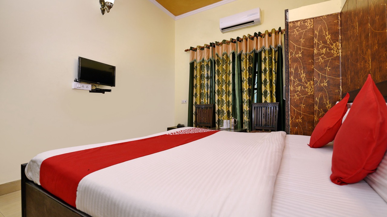 Photo of Bedroom in Dehradun