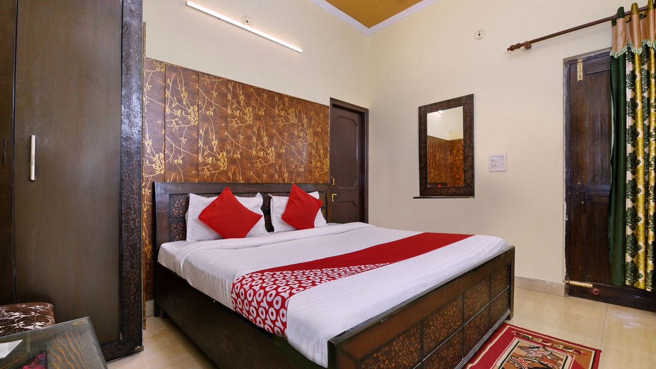 Photo of Bedroom in Dehradun