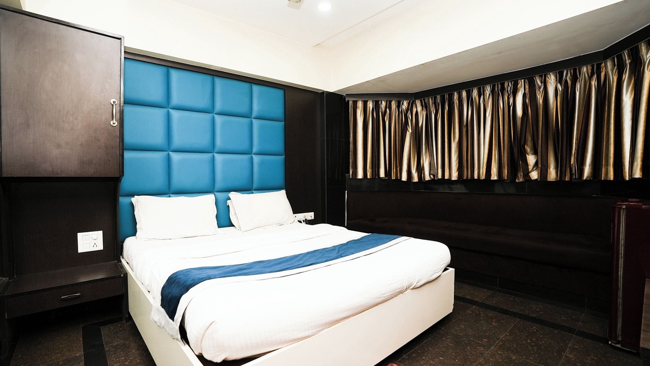Photo of Bedroom in Khar