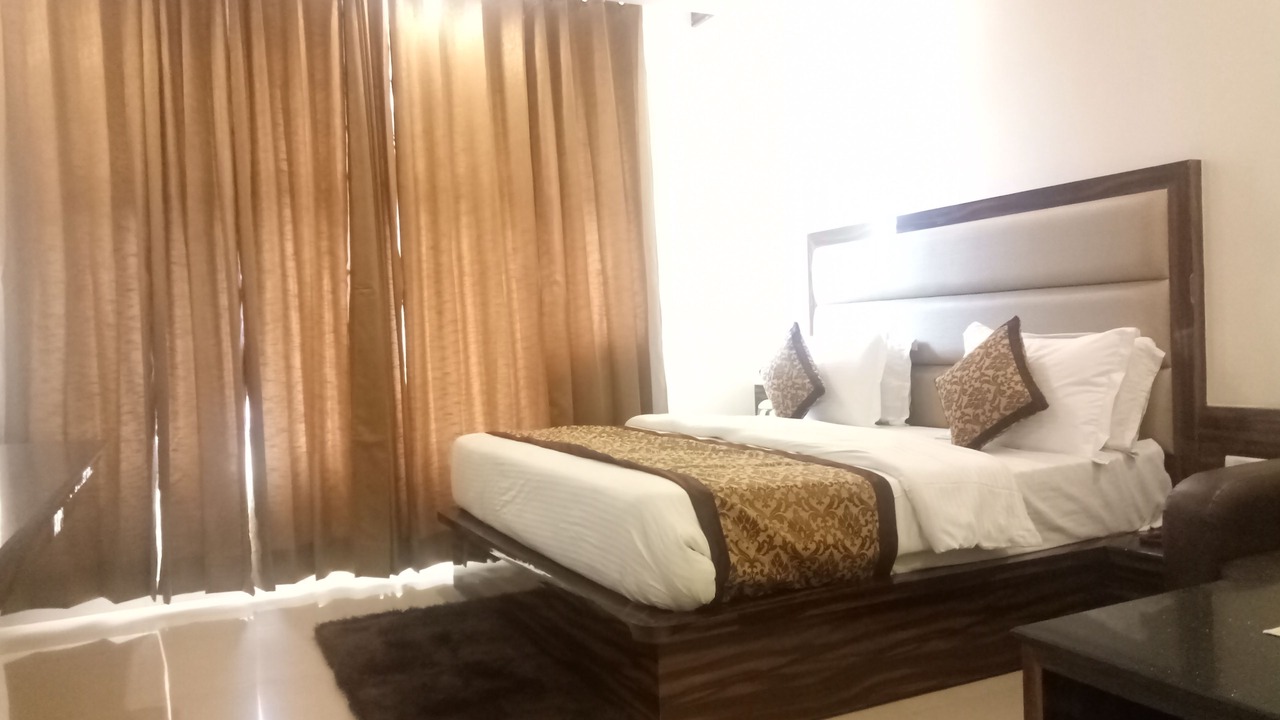 Photo of Bedroom in Katra