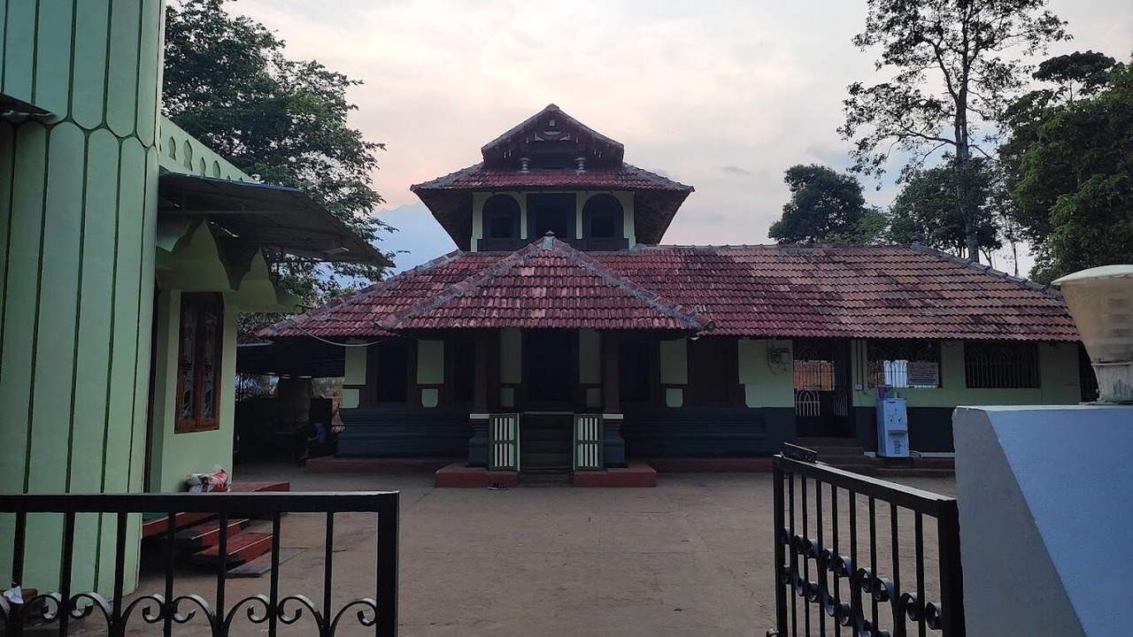 Photo of Others in Thariyode