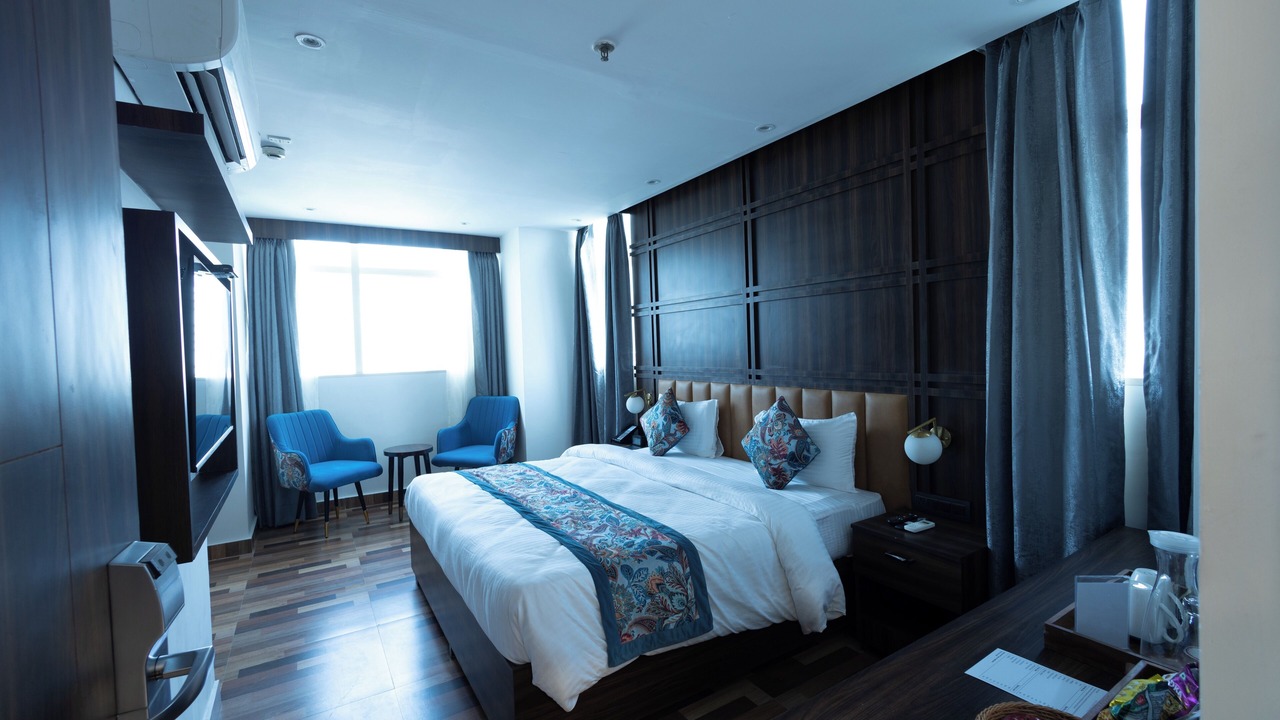 Photo of Bedroom in Sector 62