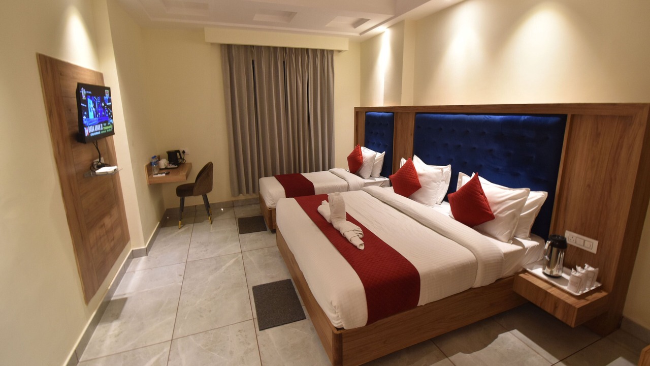 Photo of Bedroom in Katra