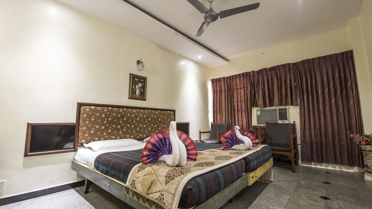 Photo of Bedroom in Palayankottai