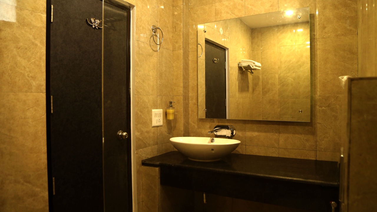 Photo of Bathroom in Tehri