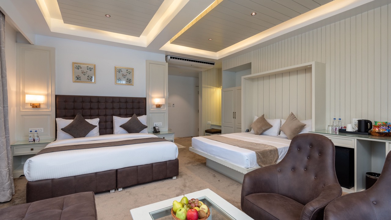 Photo of Bedroom in Dal Lake