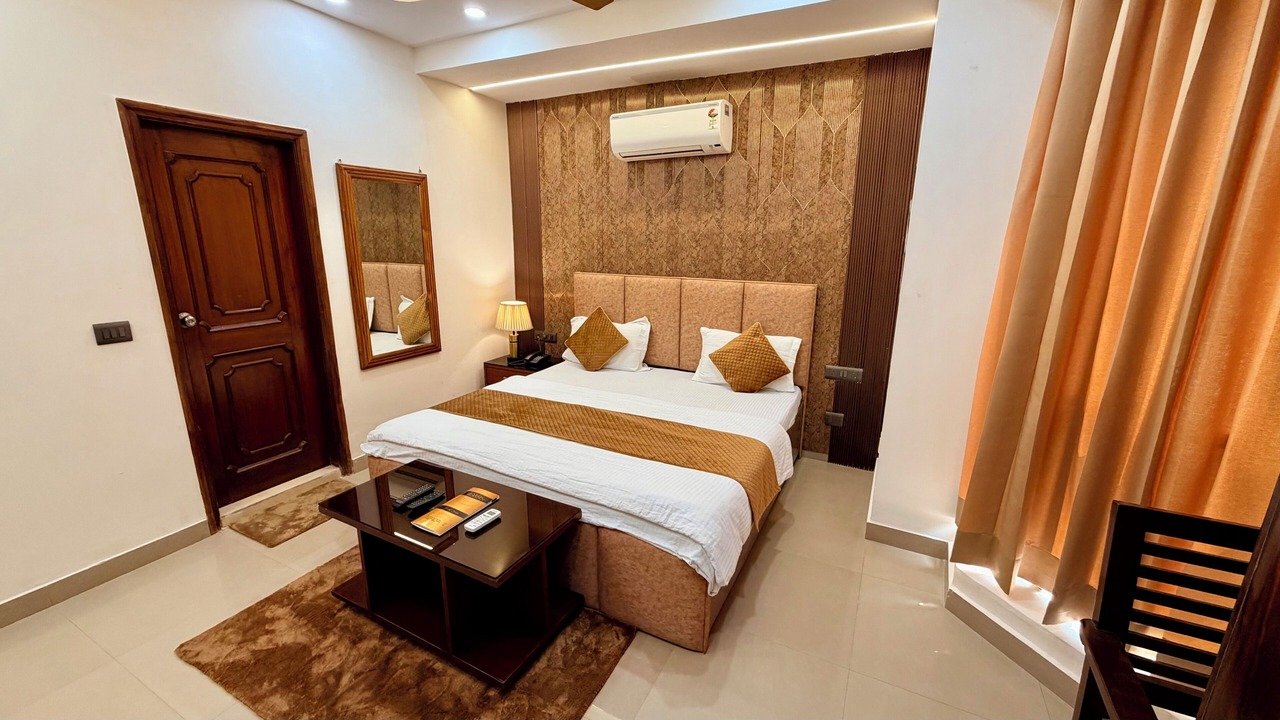 Photo of Bedroom in Noida