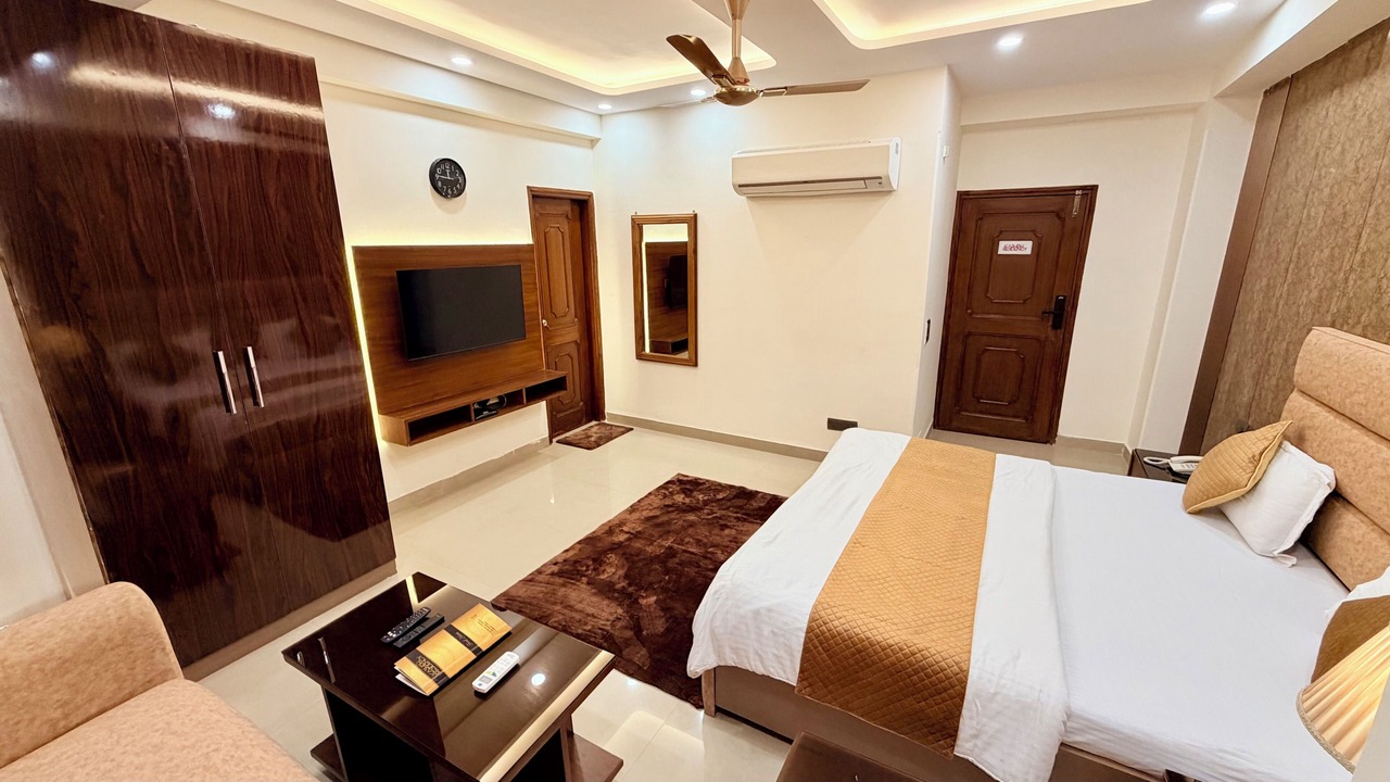 Photo of Bedroom in Noida