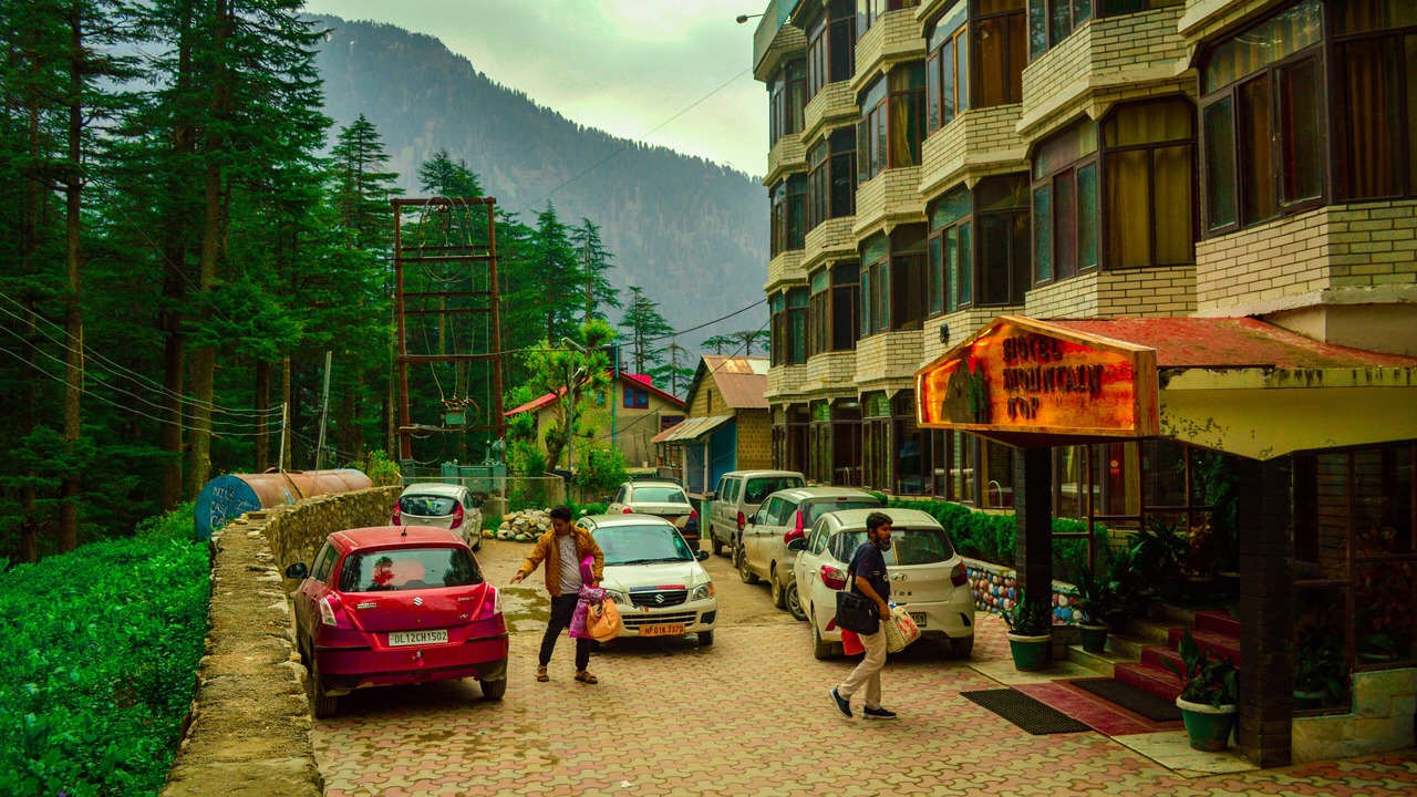 Photo of Others in Old Manali