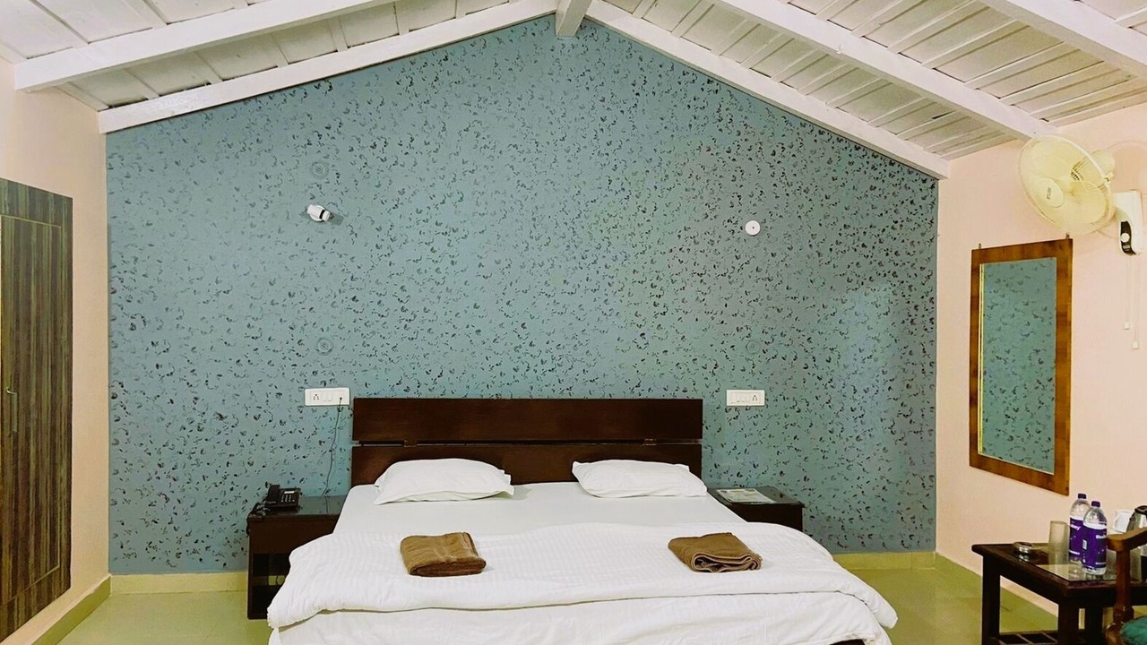 Photo of Bedroom in Lansdowne