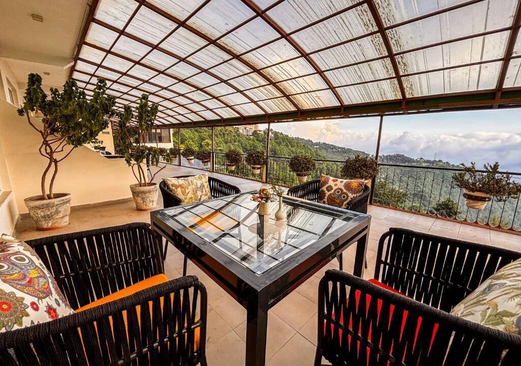Photo of Patio Balcony in McLeod Ganj