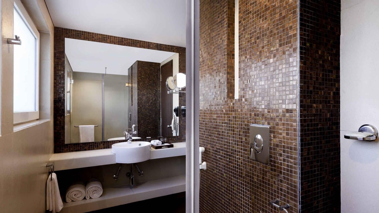 Photo of Bathroom in Sayajiganj