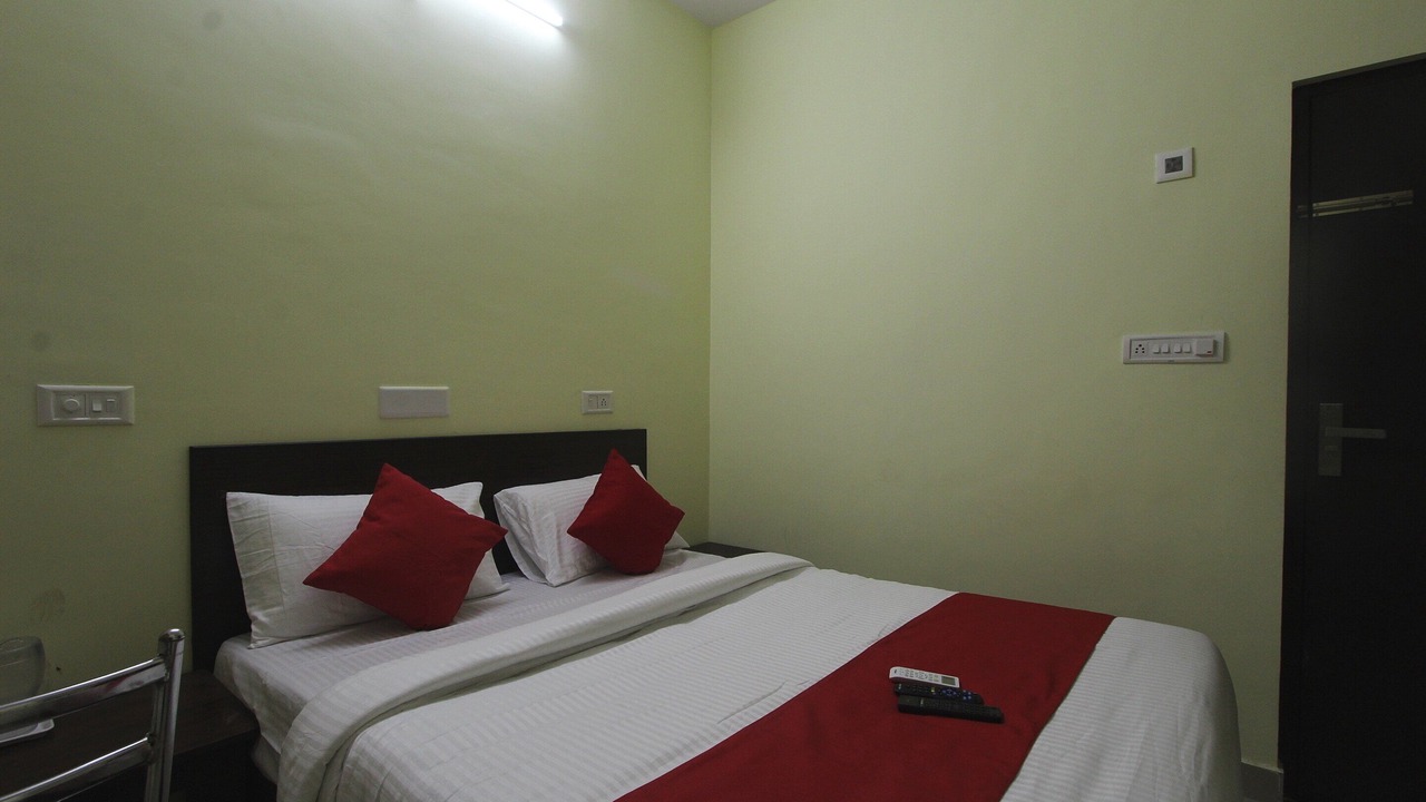 Photo of Bedroom in HBR Layout