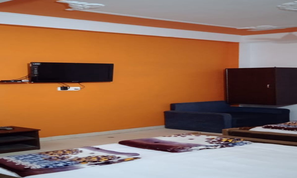 Photo of Bedroom in Devaprayag