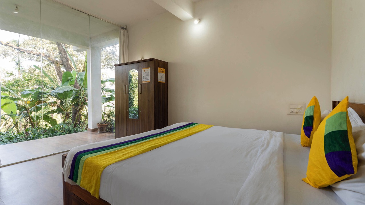 Photo of Bedroom in Somvarpet