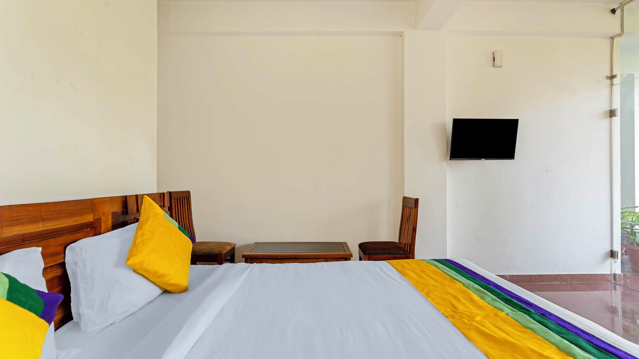 Photo of Bedroom in Somvarpet