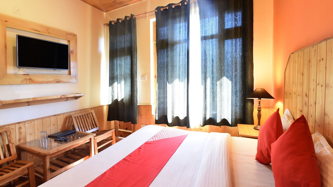 Photo of Bedroom in Manali