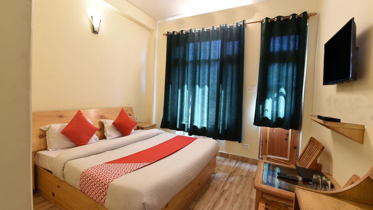 Photo of Bedroom in Manali