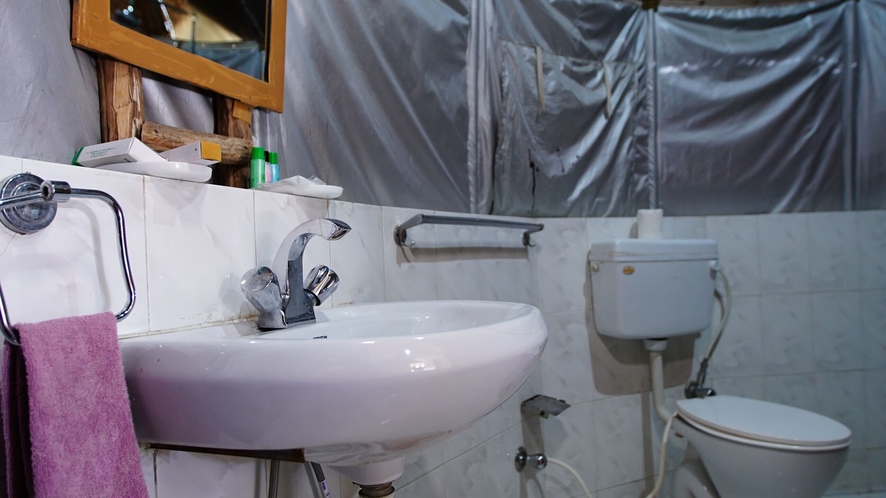 Photo of Bathroom in Shimla