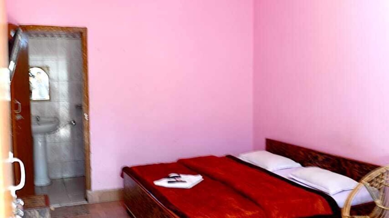 Photo of Bedroom in Khirsu