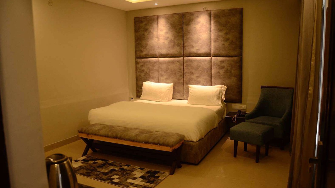 Photo of Bedroom in Katra