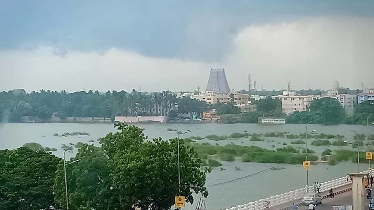 Photo of Bedroom in Tiruchirappalli