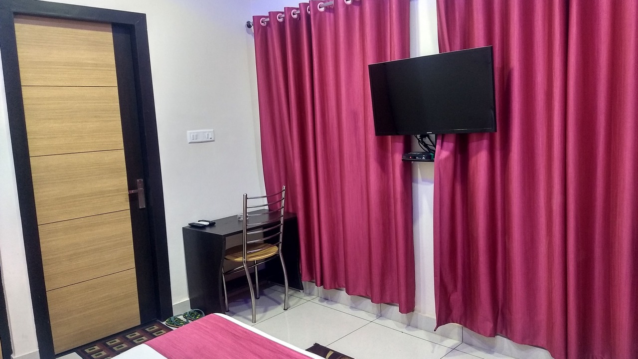 Photo of Bedroom in Tanakpur